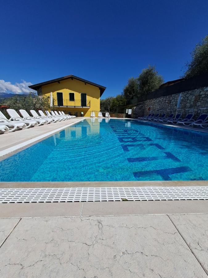 Appartamenti Elisabeth Brenzone sul Garda Exterior photo